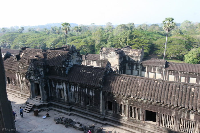 Внутренний двор Ангкора