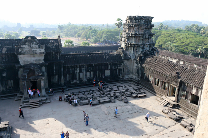 Внешний двор Ангкора