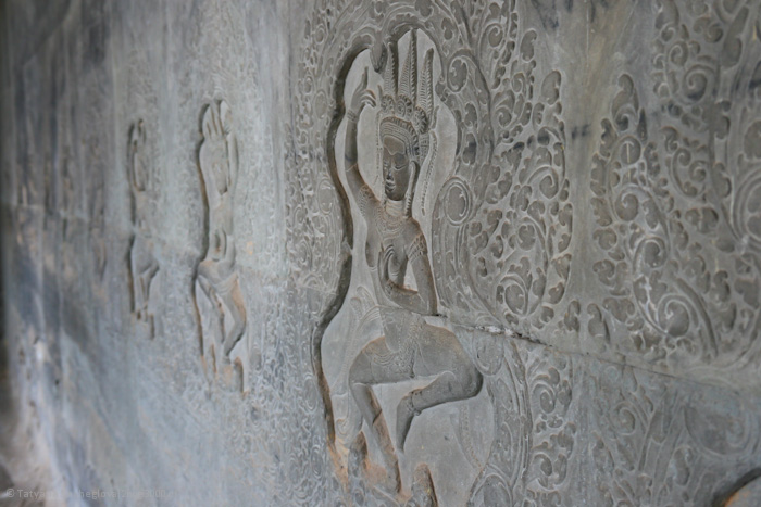 Барельефы первой стены Ангкора