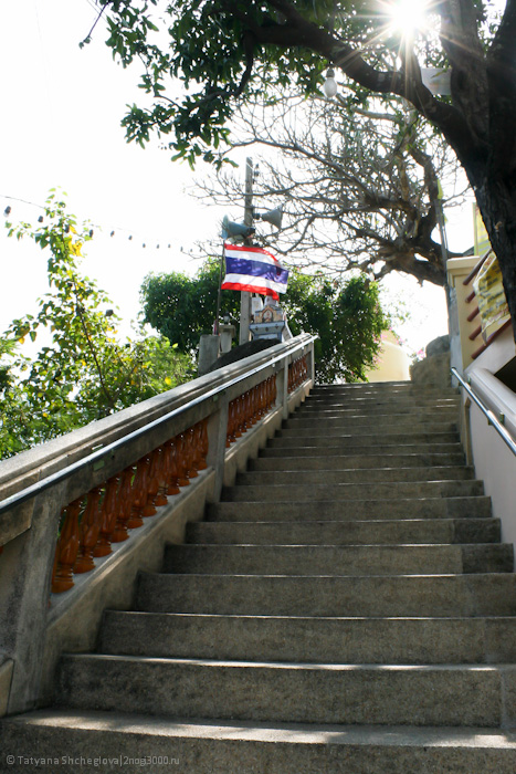 Лестница в монастырь